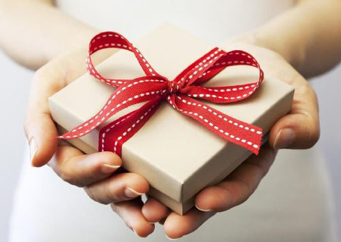 <b>Rekomendasi Hadiah/Kado Cowok yang Kekinian untuk Sahabat/Teman/Pacar di Hari Ulang Tahun</b>