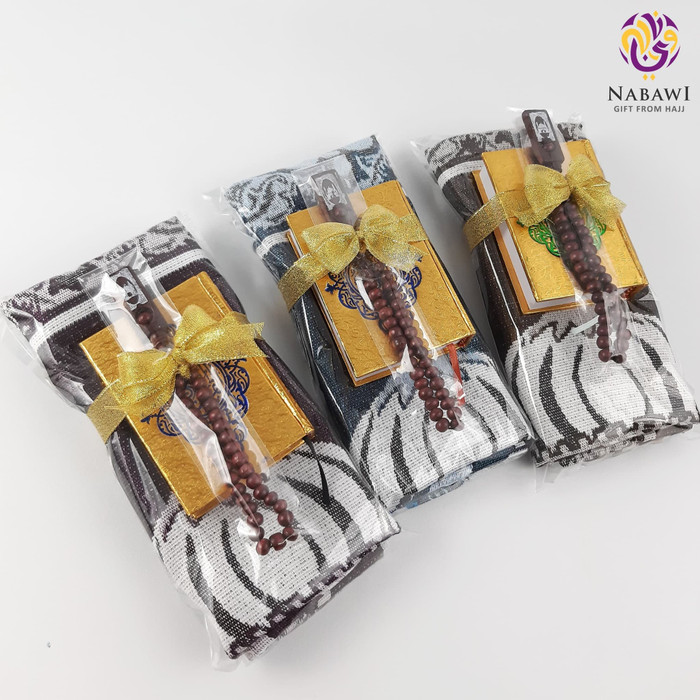 Paket Souvenir 3in1 Sajadah Tasbih Al Quran Saku Oleh Oleh Haji Umroh